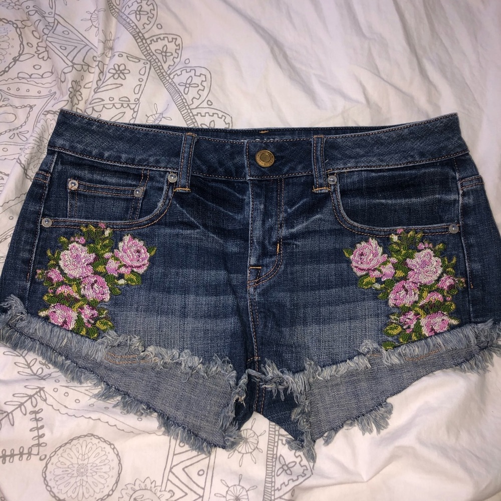 American Eagle Jean Shorts with floral design